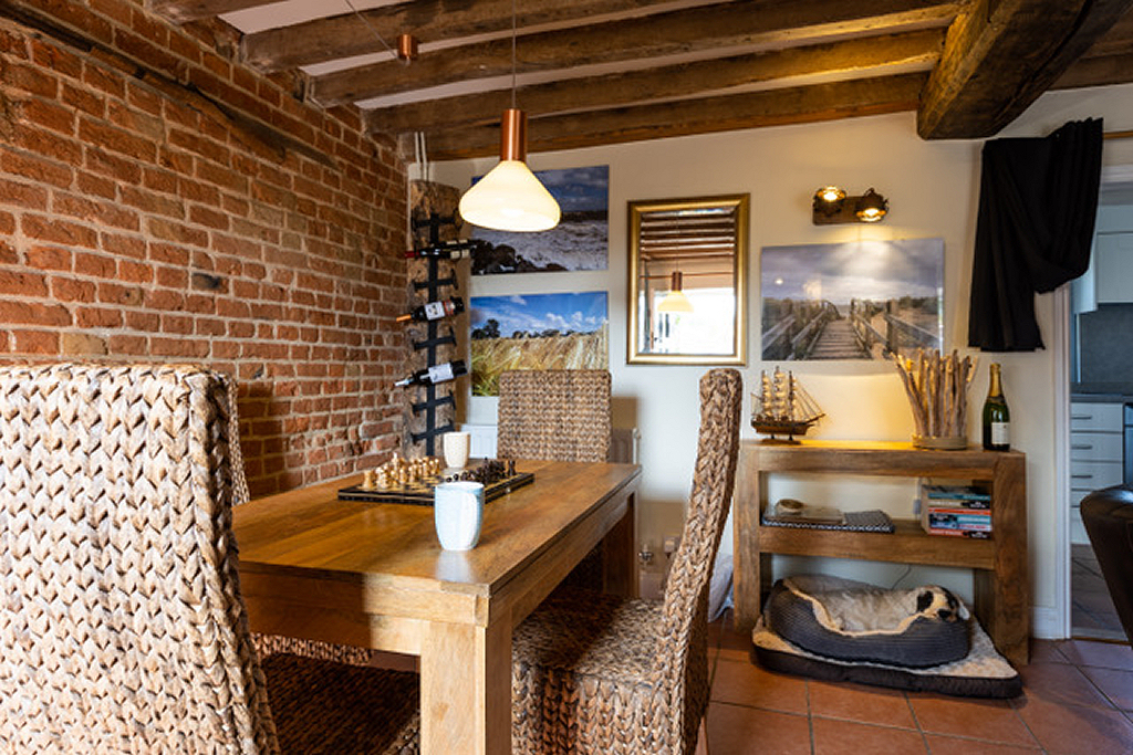 Midthatch Holiday Cottage Norfolk – Lounge